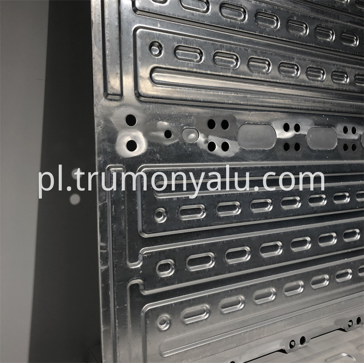 water cooling plate (17)